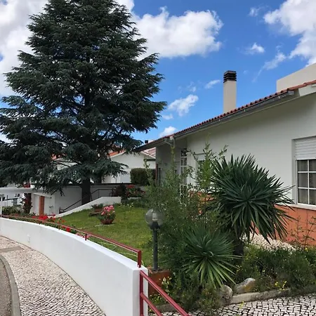 Quinta Nova Do Almeida 3*