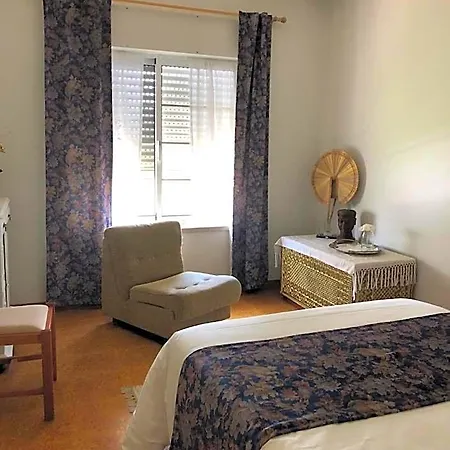Bed & Breakfast Quinta Nova Do Almeida 3*