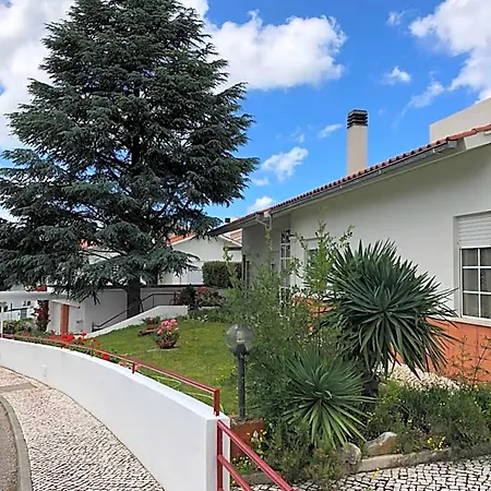 Bed & Breakfast Quinta Nova Do Almeida Alcobaça